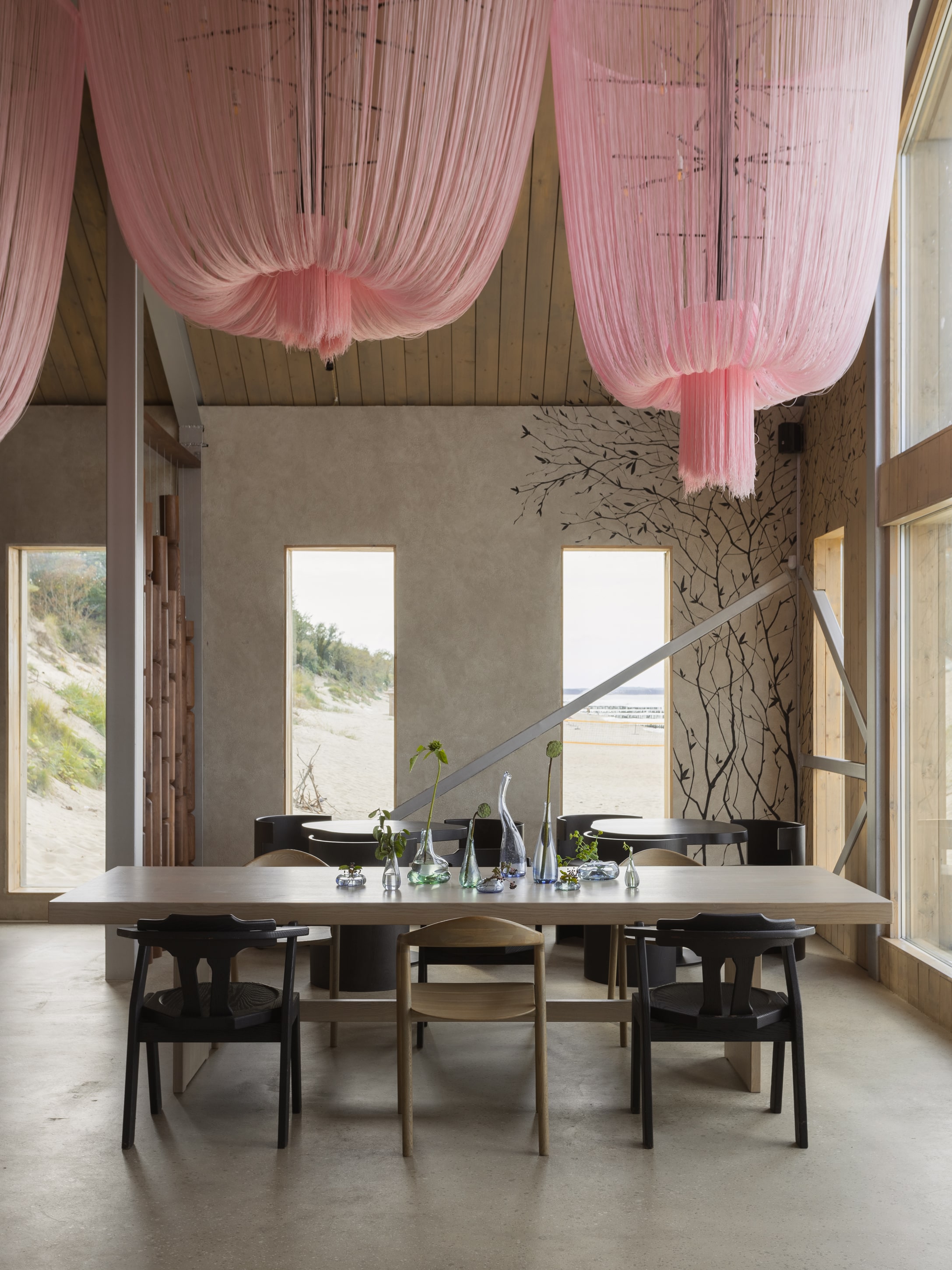 M-rest, ресторан на берегу Балтийского моря. Be Interno