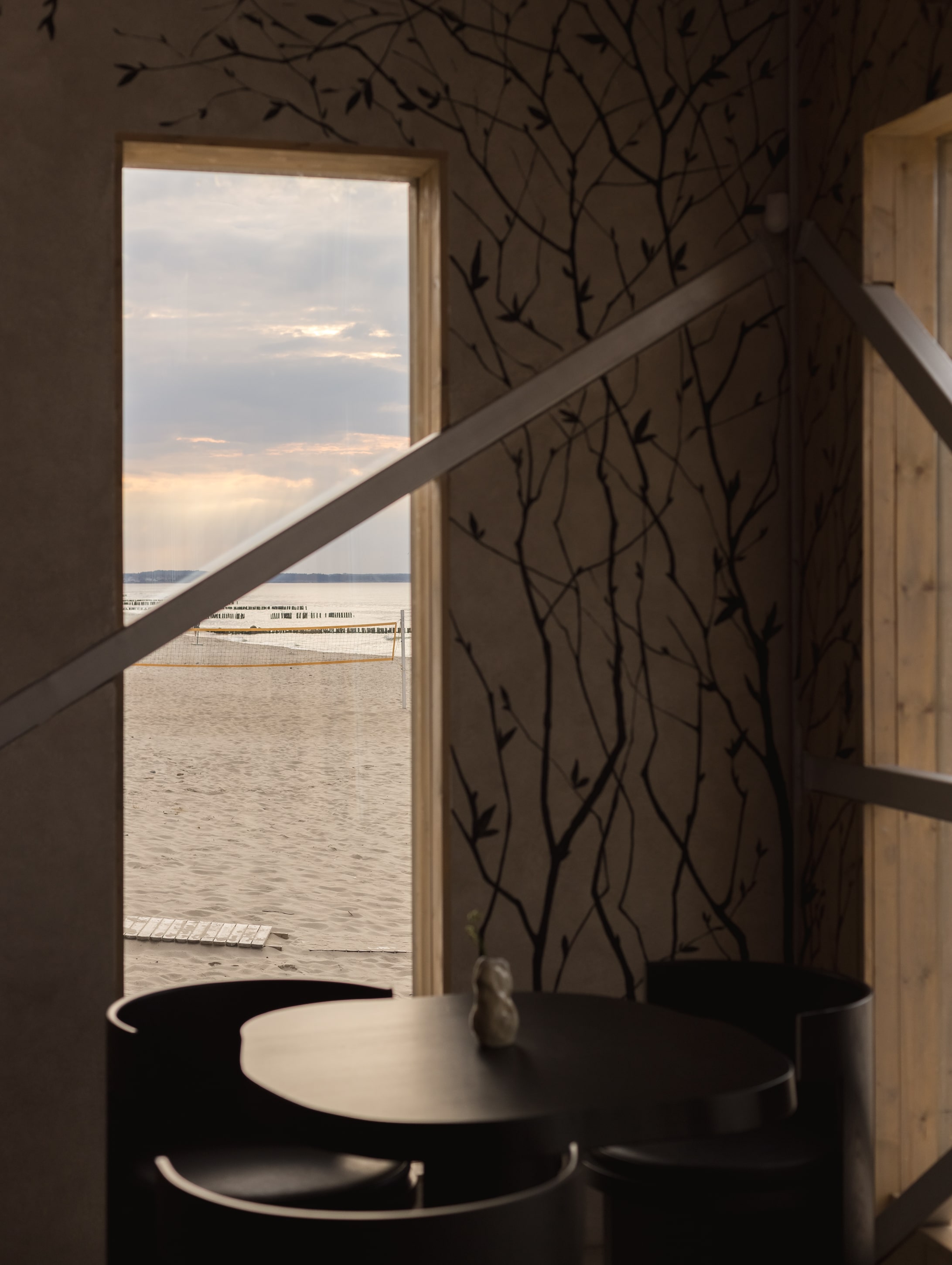 M-rest, ресторан на берегу Балтийского моря. Be Interno