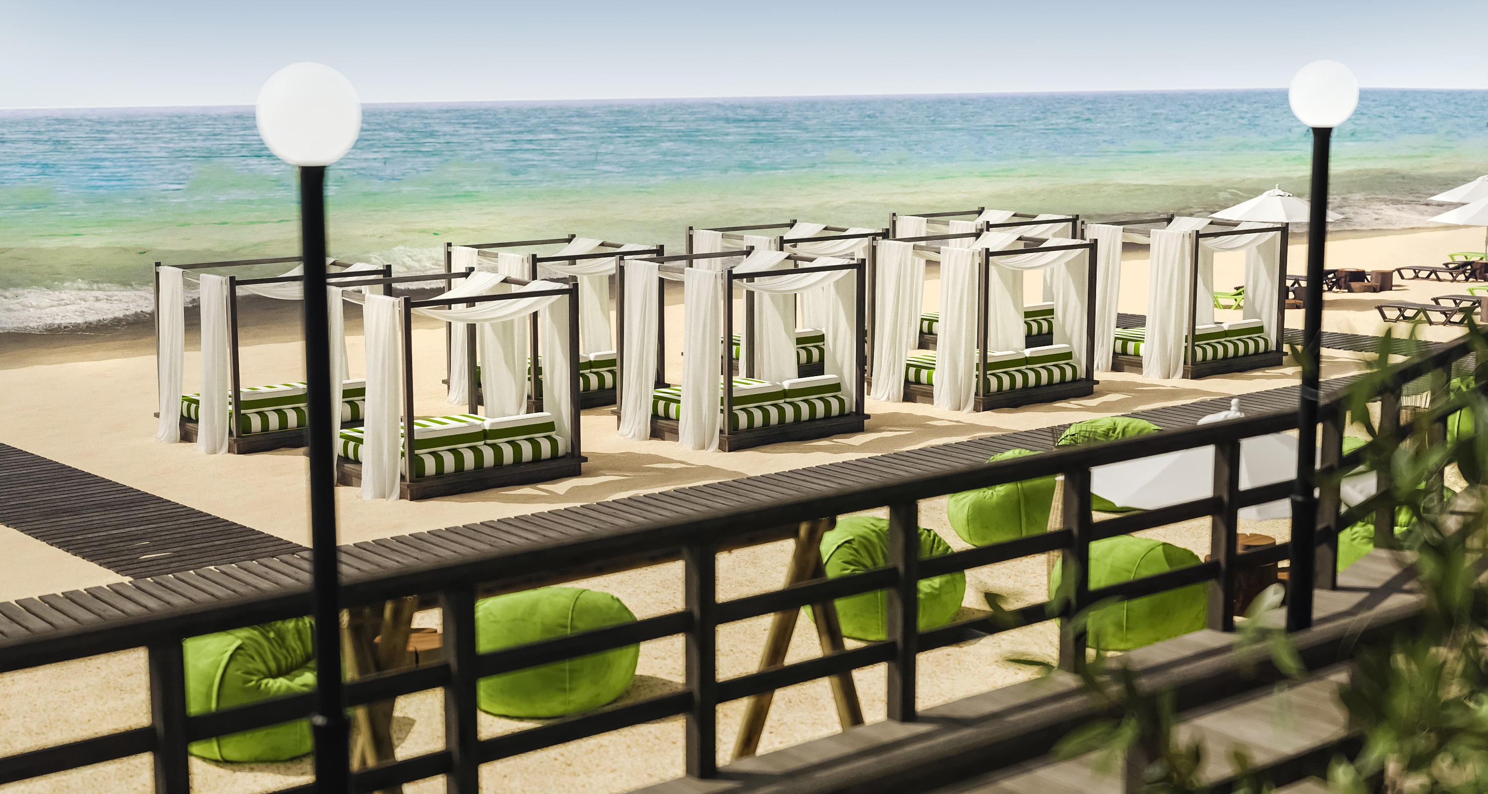 Пляж в Зеленоградске. Be Interno