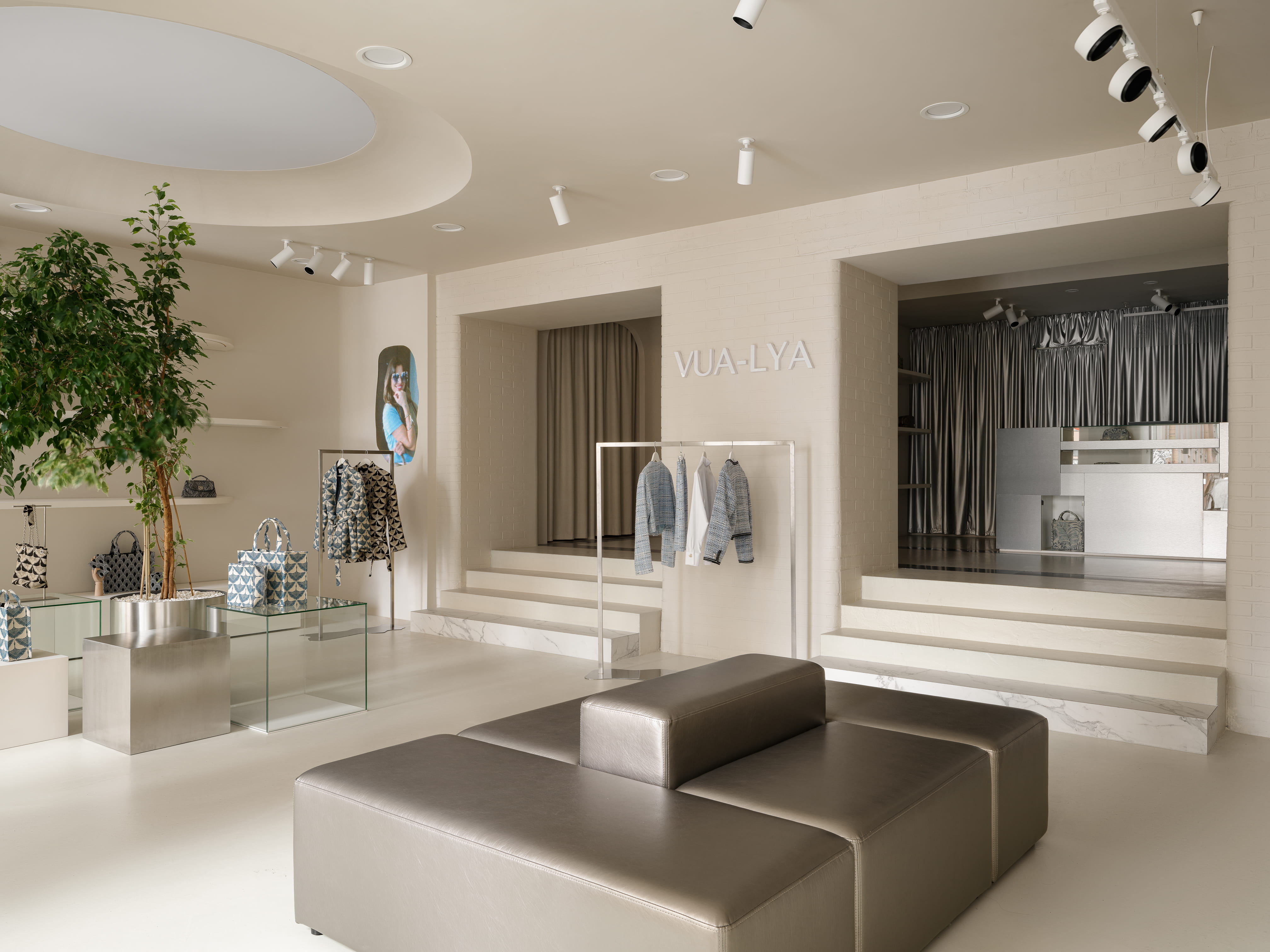Бутик Бренда VUA-LYA в Санкт-Петербурге. Be Interno