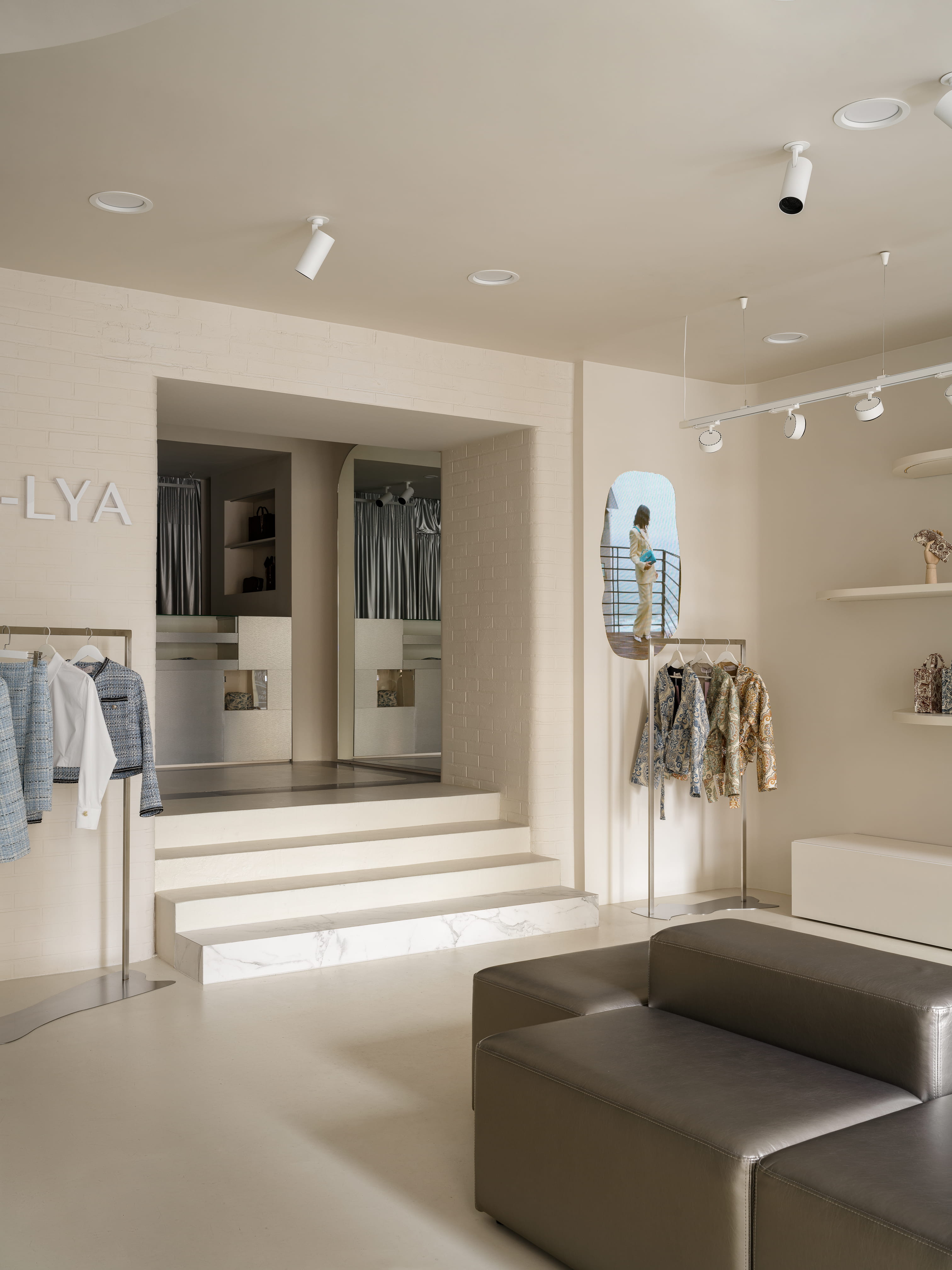 Бутик Бренда VUA-LYA в Санкт-Петербурге. Be Interno